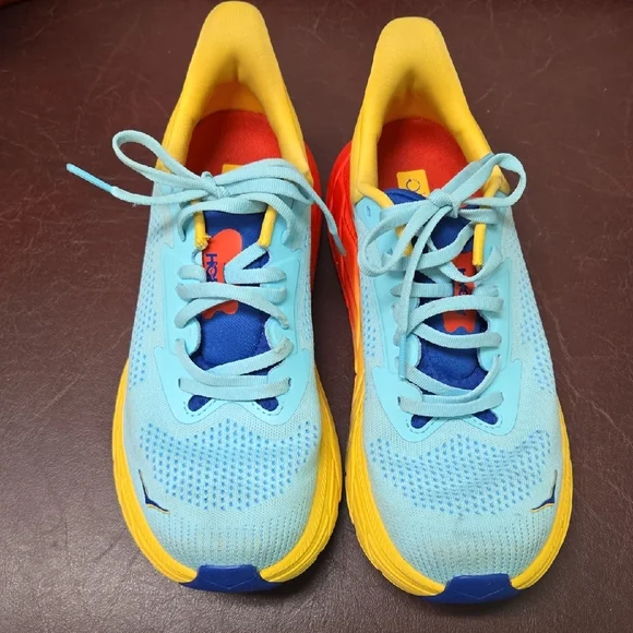 Hoka Arahi 7 Blue and Yellow Sneakers with Breathable Mesh. Size 8.5 - Picture 7 of 8
